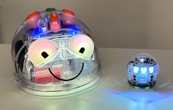 BlueBot und Ozobot.jpg